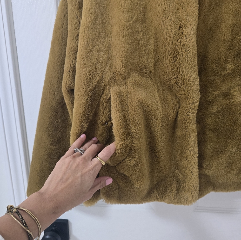 Zara Mustard Yellow Teddy Faux Fur Bomber Jacket Size L - Picture 3 of 7